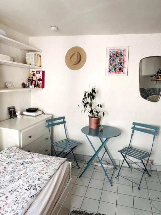 Cute Marais Private Studio For 2 Paris Ngoại thất bức ảnh